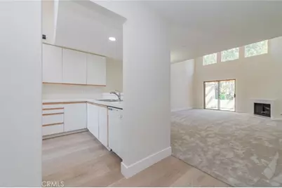 46 Villa Point, Newport Beach, CA 92660 - Photo 9