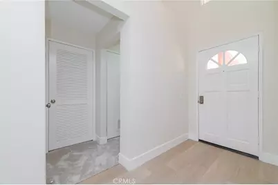 46 Villa Point, Newport Beach, CA 92660 - Photo 7