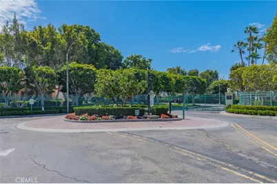 46 Villa Point, Newport Beach, CA 92660 - Photo 5