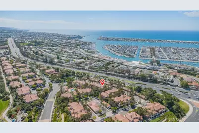 46 Villa Point, Newport Beach, CA 92660 - Photo 3