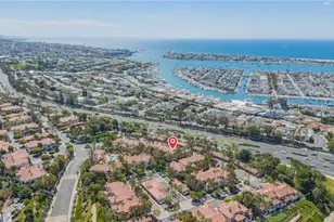46 Villa Point, Newport Beach, CA 92660 - Photo 3