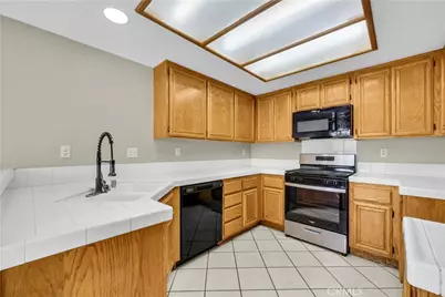 2220 Ascot Street, Corona, CA 92879 - Photo 9