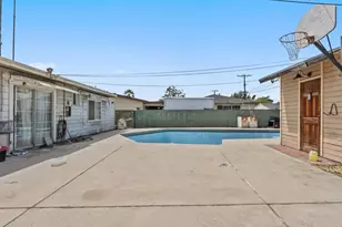 13079 Daventry St, Pacoima, CA 91331 - Photo 27