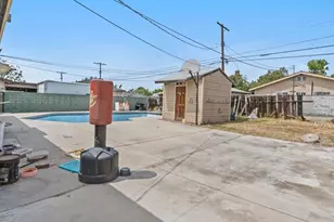 13079 Daventry St, Pacoima, CA 91331 - Photo 25