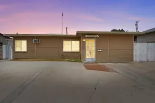 13079 Daventry St, Pacoima, CA 91331 - Photo 1