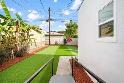 1558 Hauser, Los Angeles, CA 90019 - Photo 25