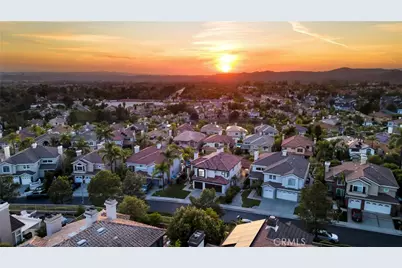 21621 Turtledove St, Rancho Santa Margarita, CA 92679 - Photo 13