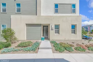 414 Treble, Irvine, CA 92618 - Photo 3