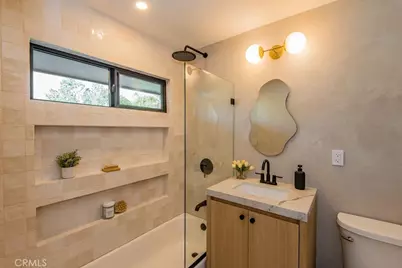 24245 Hatteras, Woodland Hills, CA 91367 - Photo 43