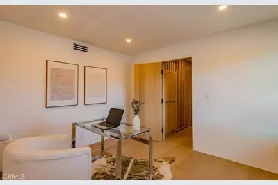 24245 Hatteras, Woodland Hills, CA 91367 - Photo 27