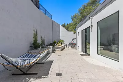 3060 Hollywell, Glendale, CA 91206 - Photo 31