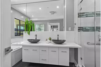 3060 Hollywell, Glendale, CA 91206 - Photo 23