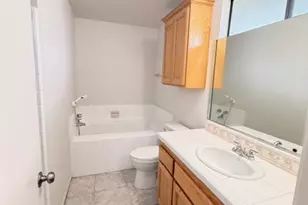 1022 Regis Way, Tustin, CA 92780 - Photo 17