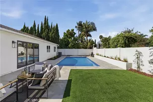 20682 Queens Park Ln, Huntington Beach, CA 92646 - Photo 17