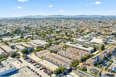 634 Meyer #D, Redondo Beach, CA 90278 - Photo 35