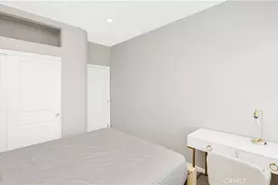 231 Rodeo, Irvine, CA 92602 - Photo 31