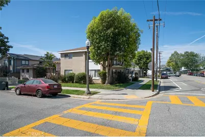 10861 Walnut Street, Los Alamitos, CA 90720 - Photo 7