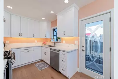 246 S Bush, Orange, CA 92868 - Photo 5