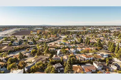 1096 Tulare, Costa Mesa, CA 92626 - Photo 35