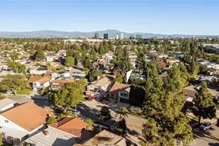 1096 Tulare, Costa Mesa, CA 92626 - Photo 39