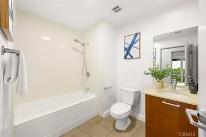 645 W 9th St #303, Los Angeles, CA 90015 - Photo 9