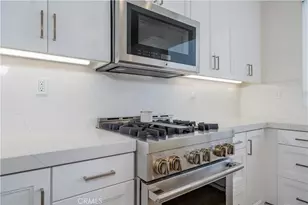 2190 Skylar, Tustin, CA 92782 - Photo 15