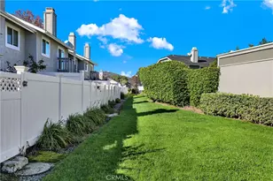 25061 Silverleaf, Laguna Hills, CA 92653 - Photo 23