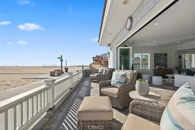 524 W Oceanfront, Newport Beach, CA 92661 - Photo 5