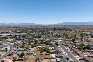 12479 Sunset, Victorville, CA 92392 - Photo 21