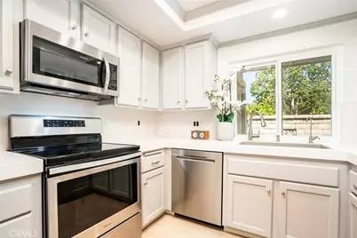 8777 Coral Springs Court #11B, Huntington Beach, CA 92646 - Photo 5