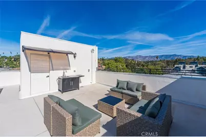 712 Chestnut Avenue, Los Angeles, CA 90042 - Photo 17