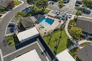 8885 Plumas Cir, Huntington Beach, CA 92646 - Photo 33