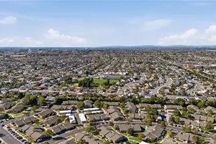 8885 Plumas Cir, Huntington Beach, CA 92646 - Photo 31