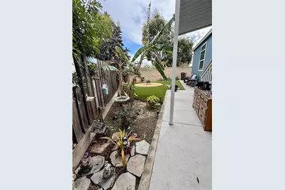 7051 Ellis #29, Huntington Beach, CA 92648 - Photo 5