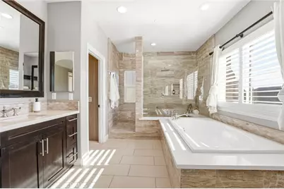 17491 Oakbluffs Lane, Huntington Beach, CA 92649 - Photo 39
