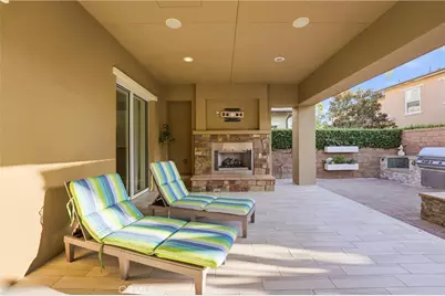 17491 Oakbluffs Lane, Huntington Beach, CA 92649 - Photo 29