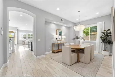 17491 Oakbluffs Lane, Huntington Beach, CA 92649 - Photo 23