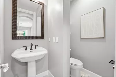 17491 Oakbluffs Lane, Huntington Beach, CA 92649 - Photo 27