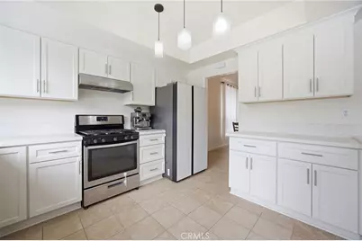 10414 Andora Avenue, Chatsworth, CA 91311 - Photo 5