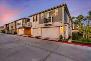 21445 Hayley, Huntington Beach, CA 92646 - Photo 47