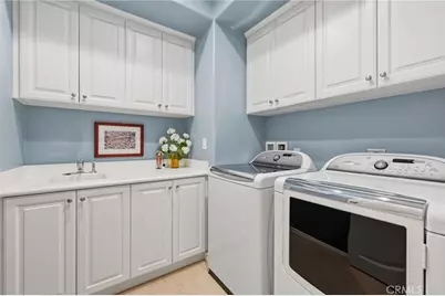 21445 Hayley, Huntington Beach, CA 92646 - Photo 29
