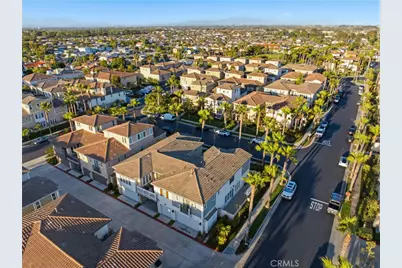 21445 Hayley, Huntington Beach, CA 92646 - Photo 51