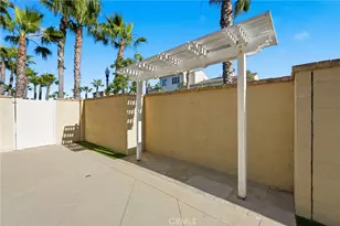 21445 Hayley, Huntington Beach, CA 92646 - Photo 45
