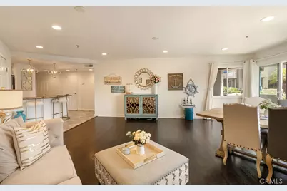 400 Lake #105, Huntington Beach, CA 92648 - Photo 9