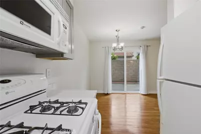 403 S Newhope Unit C, Santa Ana, CA 92704 - Photo 17