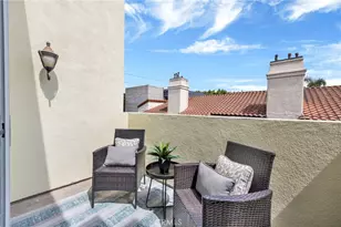 1726 S Bentley Ave, Los Angeles, CA 90025 - Photo 9