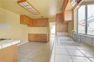 351 West St, Upland, CA 91786 - Photo 9