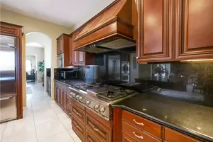 22470 Amber Eve, Corona, CA 92883 - Photo 5
