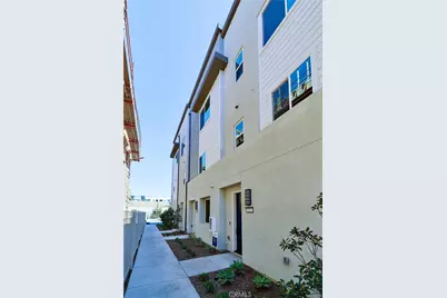 7255 Aura Circle, Huntington Beach, CA 92647 - Photo 5