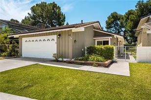 12 Blackswan, Irvine, CA 92604 - Photo 3